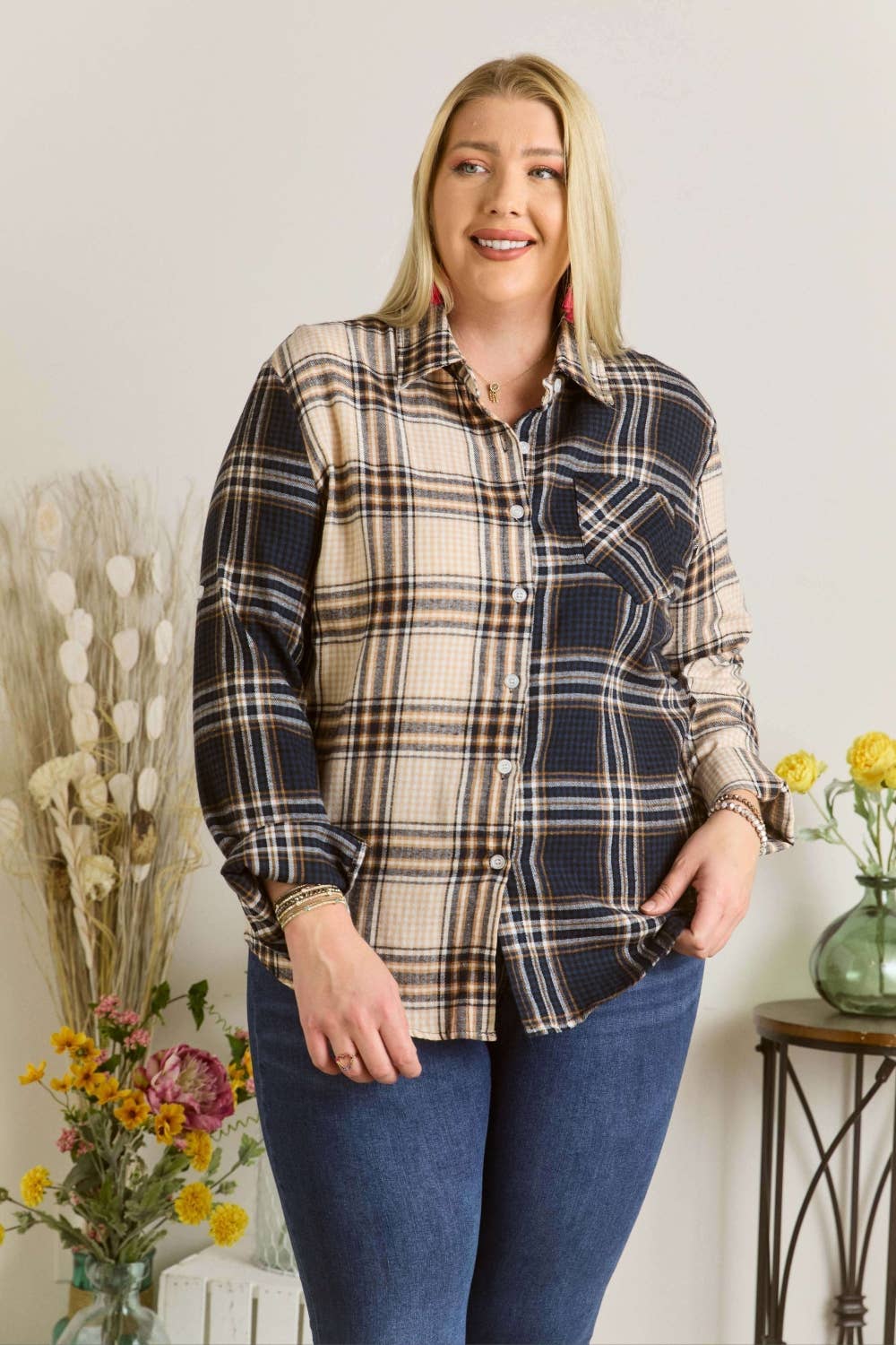 CET2512X - PLUS SIZE MULTI COLOR PLAID SHIRT