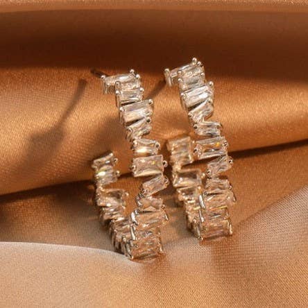 BAGUETTE RHINESTONE HOOP EARRINGS | 40E414